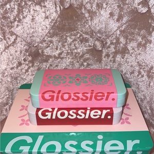 Glossier holiday set bundle